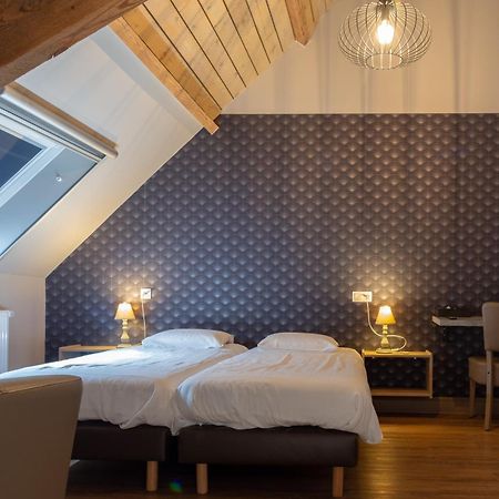 Oud Gemeentehuis Poelkapelle Kültér fotó