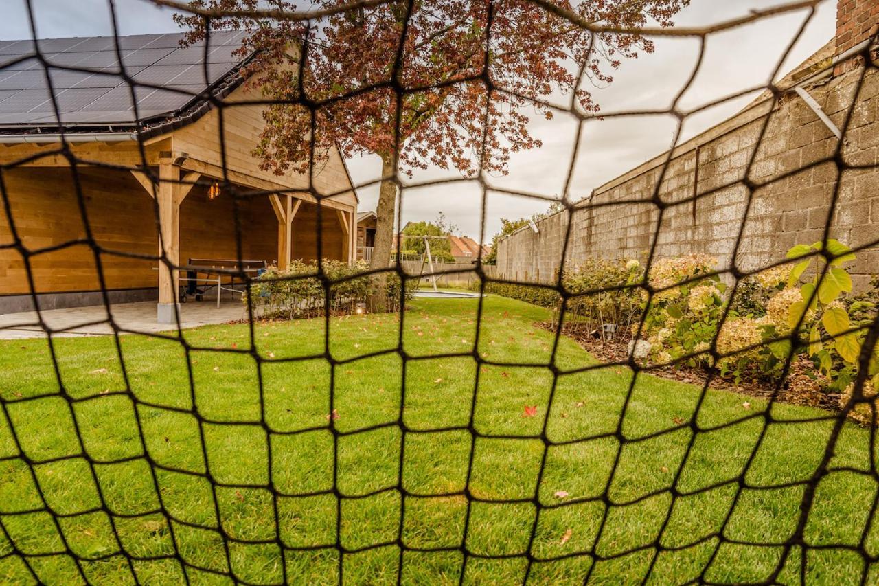 Oud Gemeentehuis Poelkapelle Kültér fotó