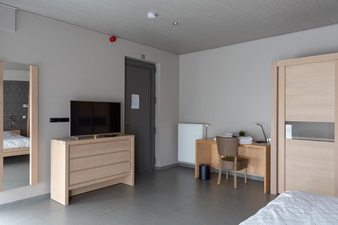Oud Gemeentehuis Poelkapelle Kültér fotó