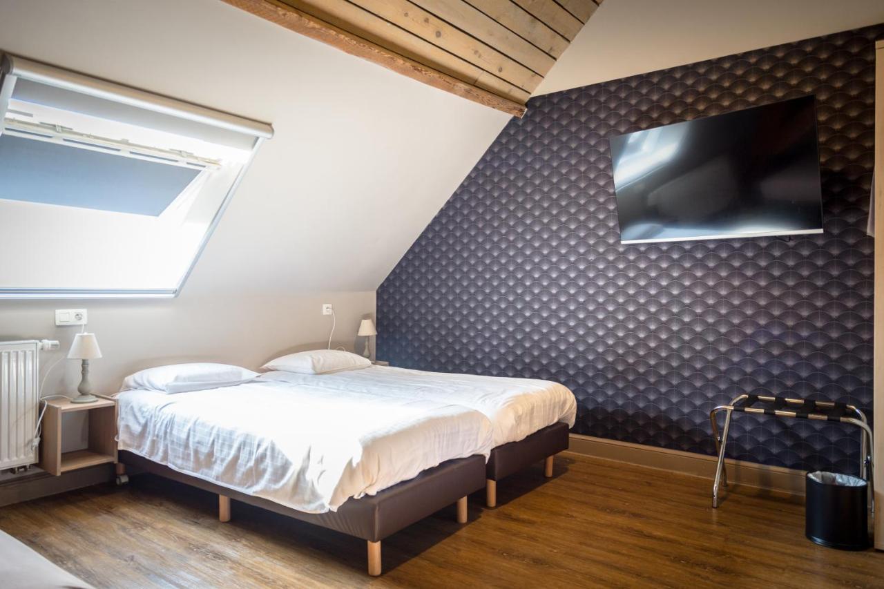 Oud Gemeentehuis Poelkapelle Kültér fotó
