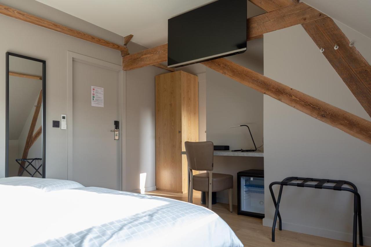 Oud Gemeentehuis Poelkapelle Kültér fotó