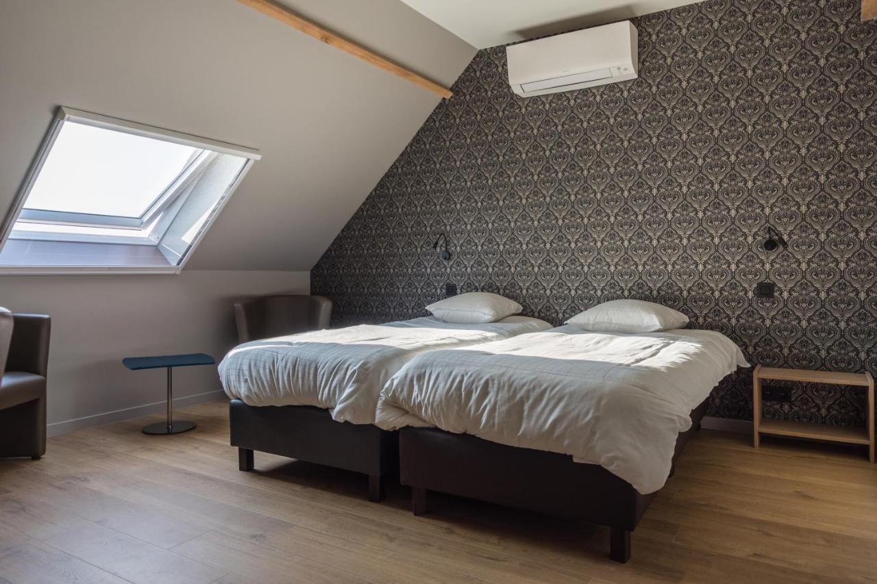 Oud Gemeentehuis Poelkapelle Kültér fotó